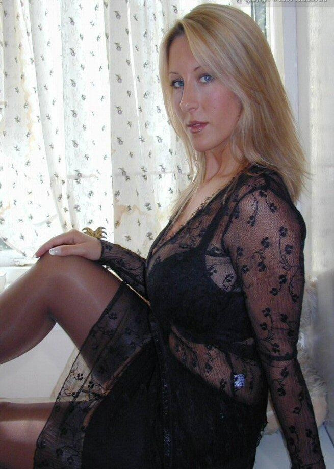 Lire la suite à propos de l’article Claire, 46 ans, conseillère immobilière au charme irrésistible et fantasmes assumés